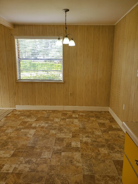 Building Photo - 5787 US-441