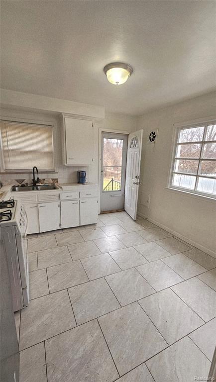 Building Photo - 1425 Northwood Dr