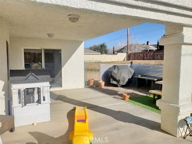 Building Photo - 58011 Hidden Gold Dr