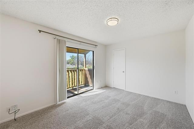 Building Photo - 504 Kings Way Dr