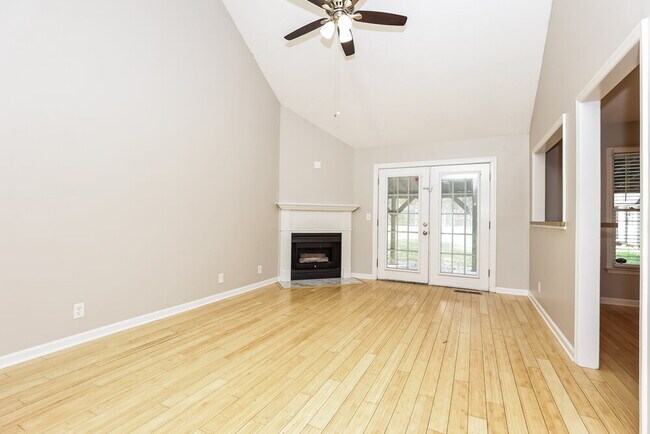 Building Photo - 116 Hermitage Dr