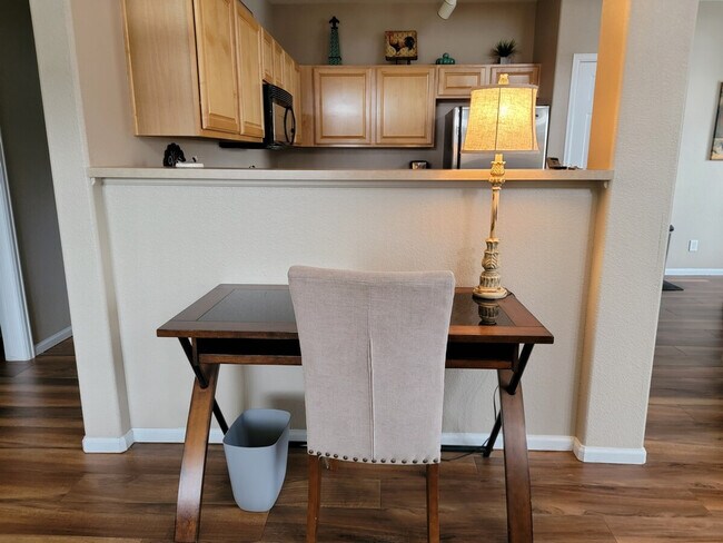 Building Photo - 479 Black Feather Loop