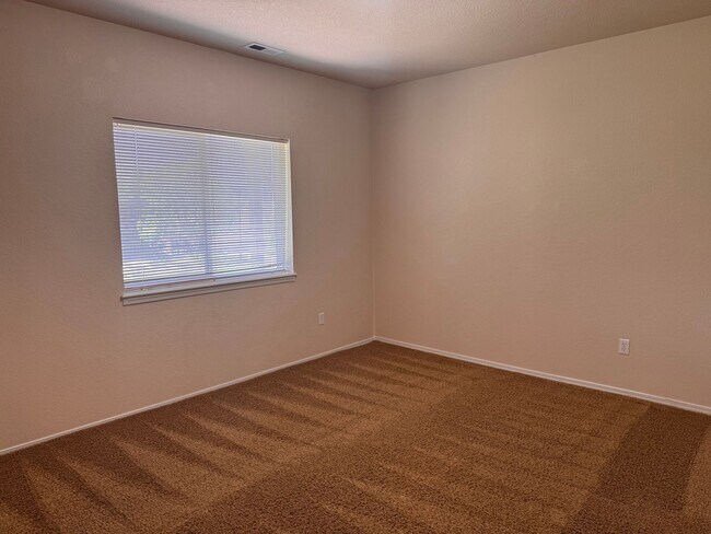 Building Photo - 4326 Susie View