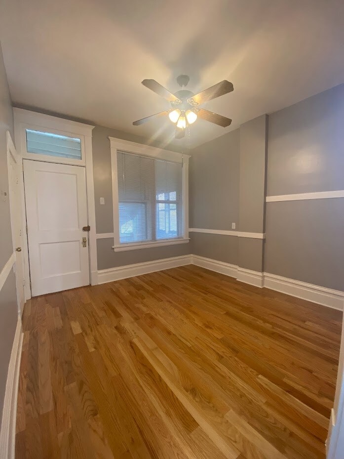 primary bedroom (with bathroom) - 4200 N Damen Ave