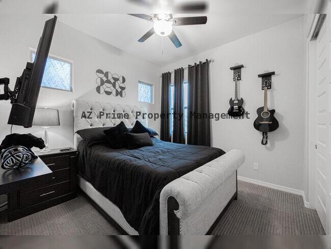 Building Photo - 11777 S 51st Dr