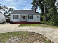 Building Photo - 1719 Kissingbower Rd