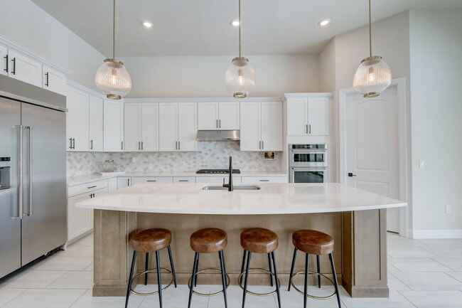 Building Photo - 9234 Balsamo Dr.