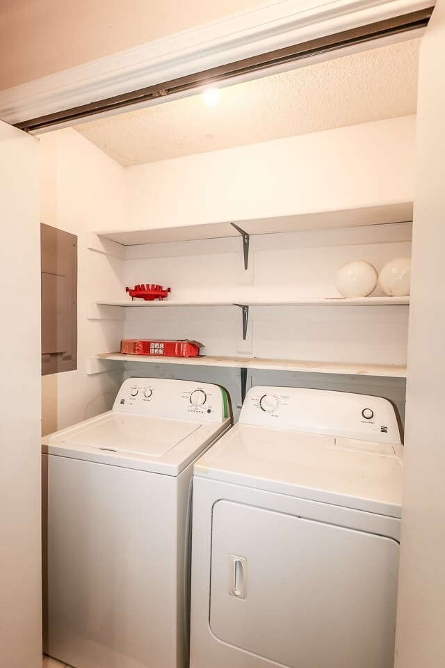 Building Photo - 3 Cortez Ln