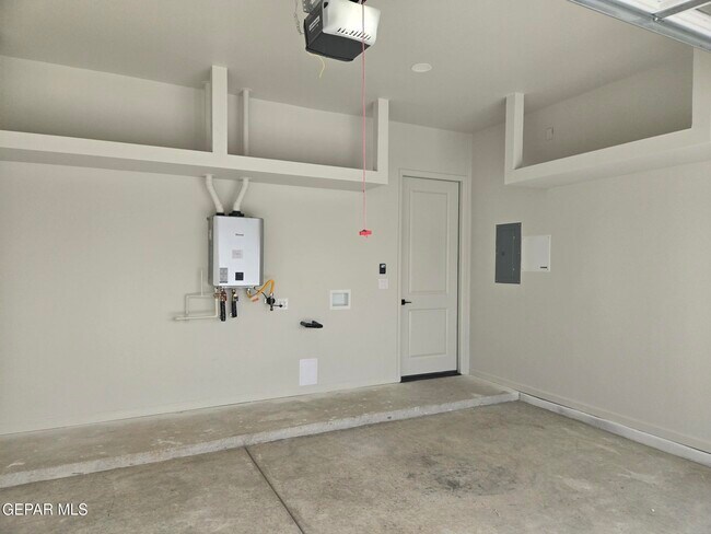 Building Photo - 13645 Keighly St