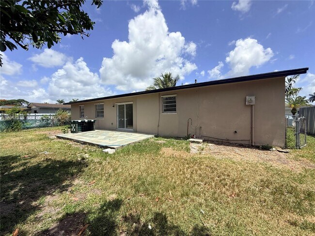 Building Photo - 14330 SW 289th St