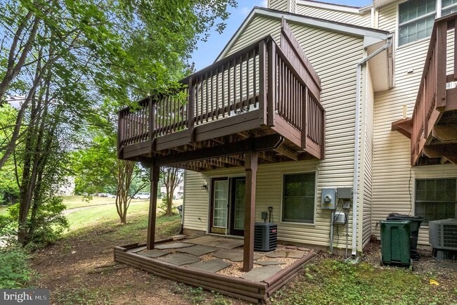 Building Photo - 9834 Dominion Forest Cir