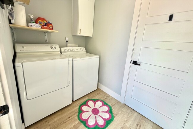 Building Photo - 5523 Cheena Dr