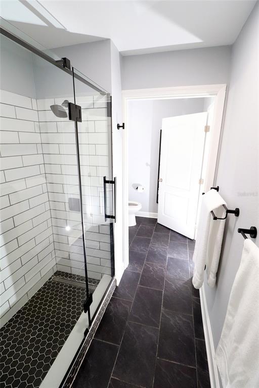 Building Photo - 2035 Dixie Belle Dr