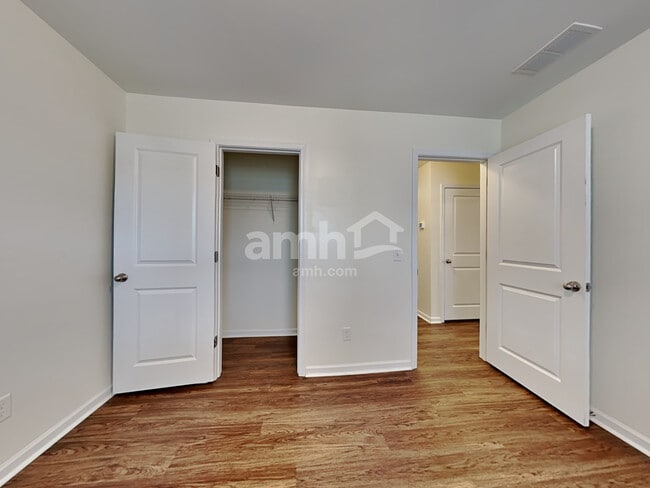 Building Photo - 126 Orion Way