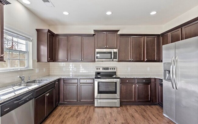 Building Photo - 2326 McCampbell Wells Way