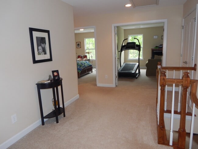 Building Photo - 424 Sheltered Cove Court
