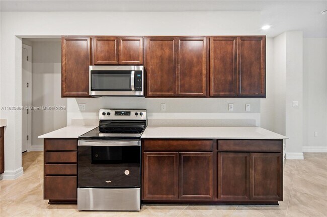 Building Photo - 4488 Appleton Cir E