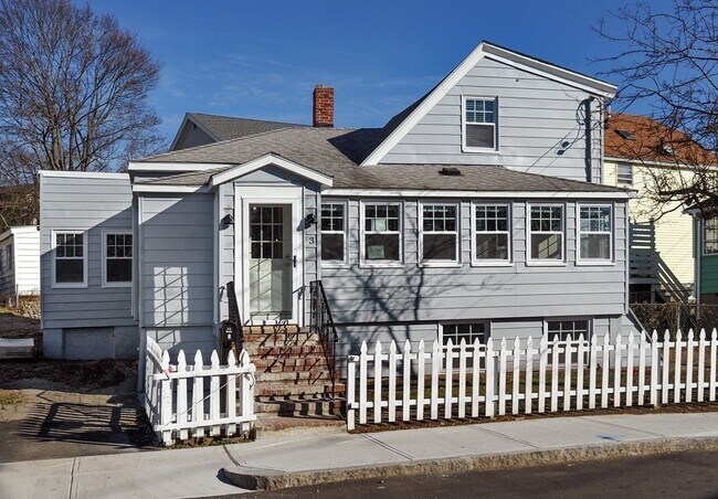 Building Photo - 3 Island Ave