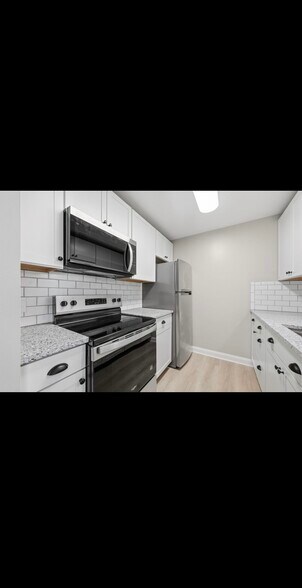 Building Photo - 230 Eastern Ave