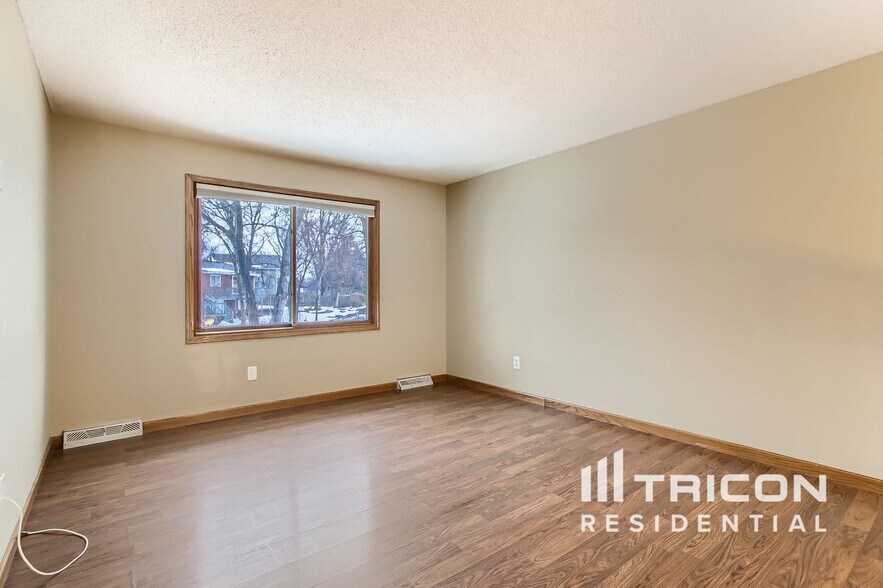 Building Photo - 4966 143rd St W