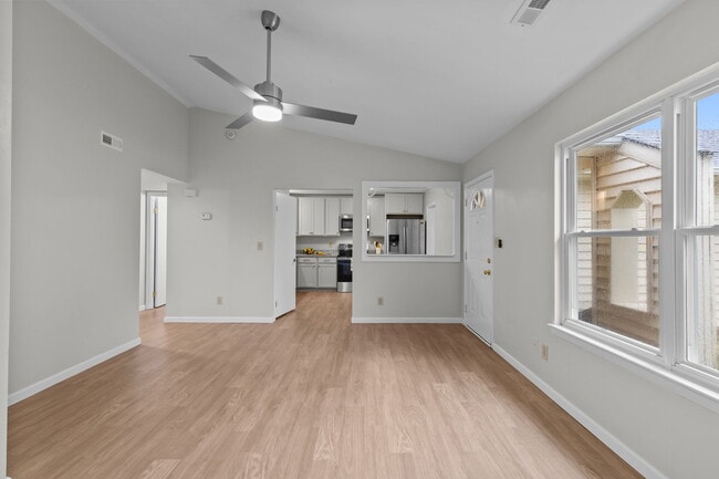 Building Photo - 1636 Mill Oak Dr