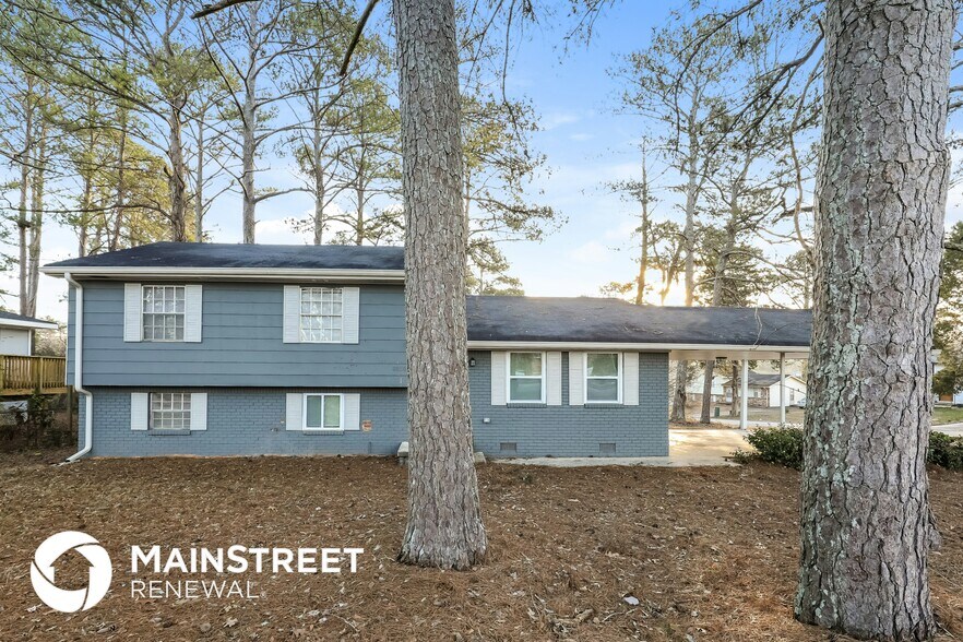 Primary Photo - 8030 Kendrick Rd