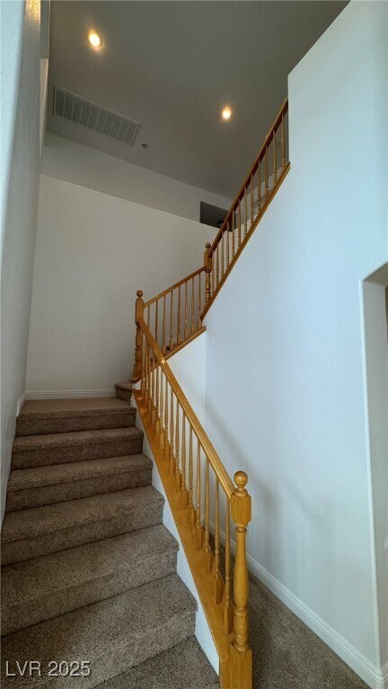 Building Photo - 10066 Golden Bluff Ave