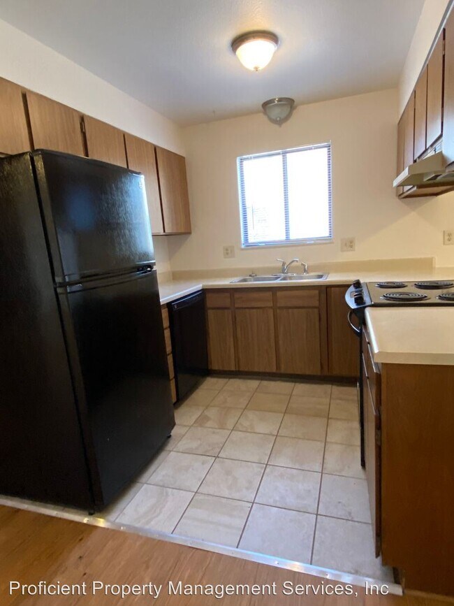 Building Photo - 203 Macon Ave