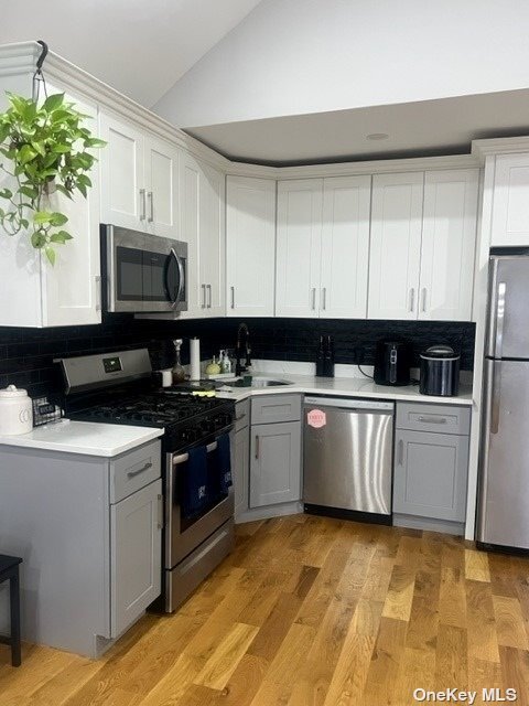 Building Photo - 515 Beach 43rd St