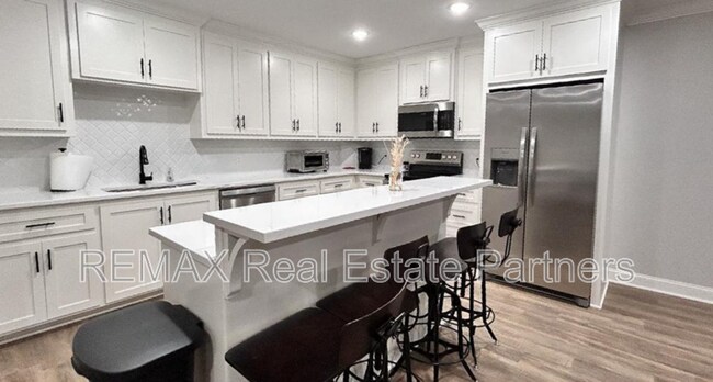 Building Photo - 1007 MS-42