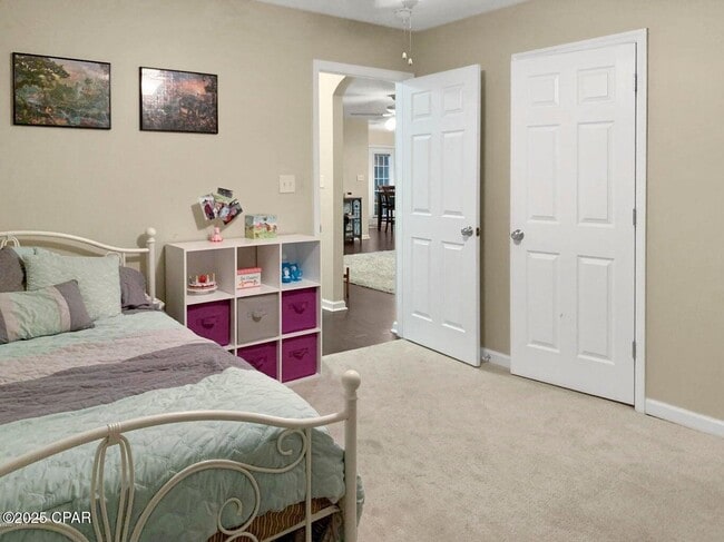 Building Photo - 6416 Wildwood Ct