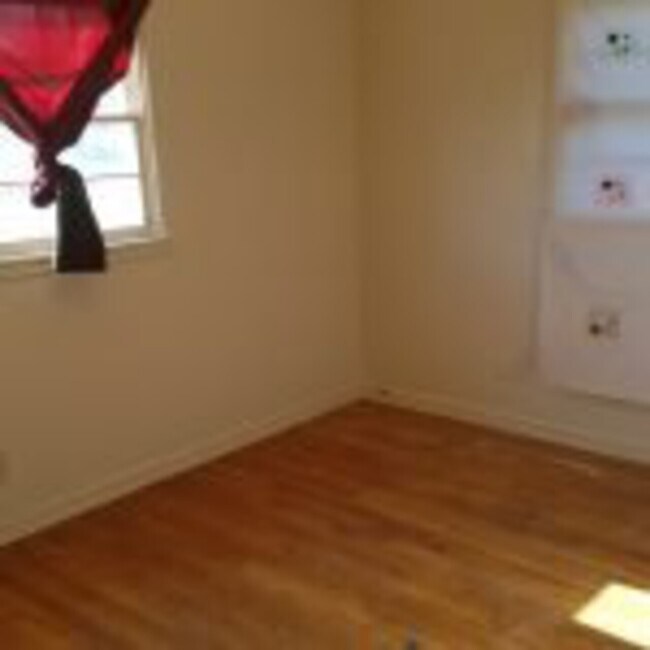 Building Photo - 4114 S Bowie St