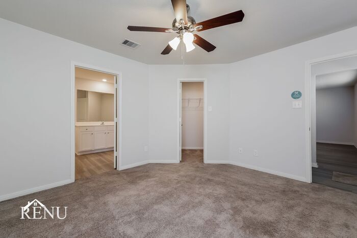 Building Photo - 10494 Red Cardinal Dr