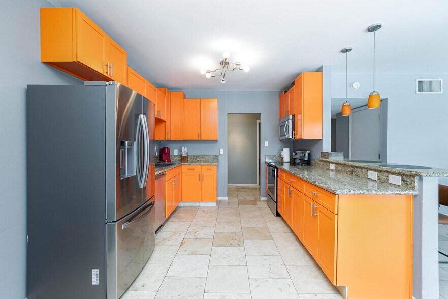 Building Photo - 1443 Aztec Way