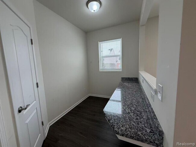 Building Photo - 19050 Denali Cir