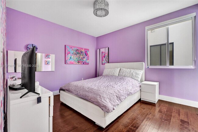 Building Photo - 10223 NW 75th Terrace