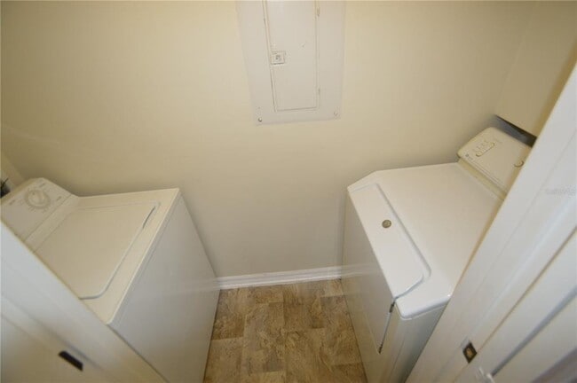 Building Photo - 5616 Pinnacle Heights Cir