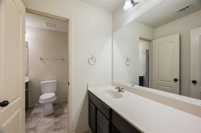 Building Photo - 3416 Wavecrest Ln