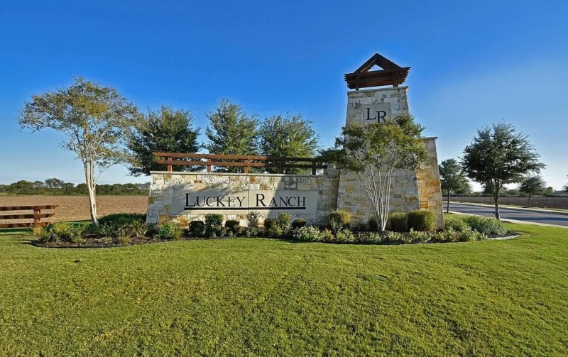 Building Photo - 11922 Lake Park