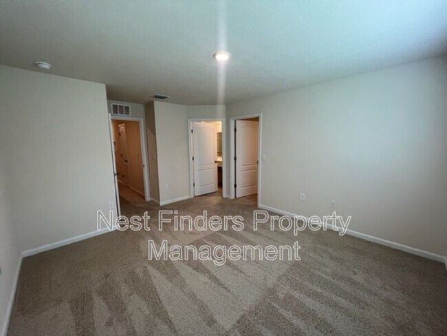Building Photo - 268 Pasadena Dr