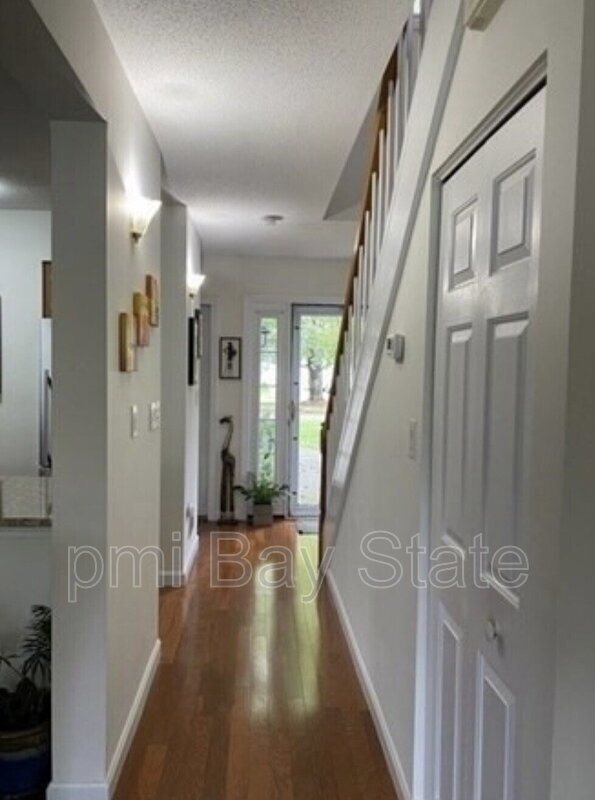 Building Photo - 10 Merganser Way