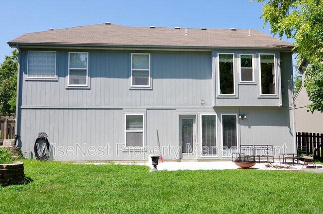 Building Photo - 21247 W 120th Terrace