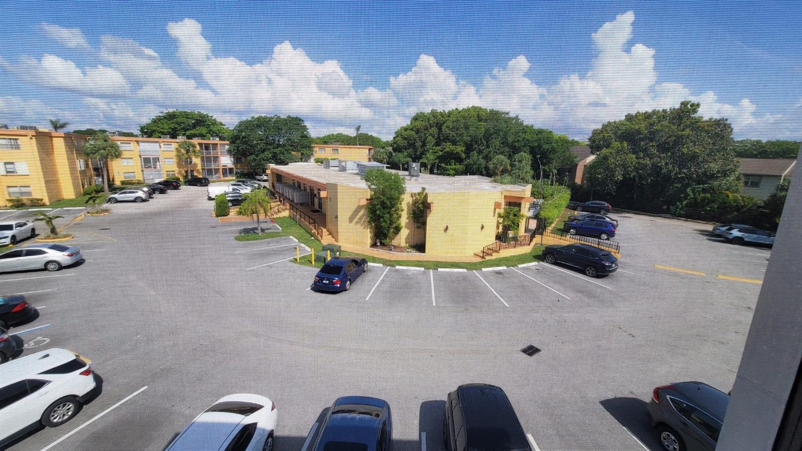 Building Photo - 4374 NW 9th Ave