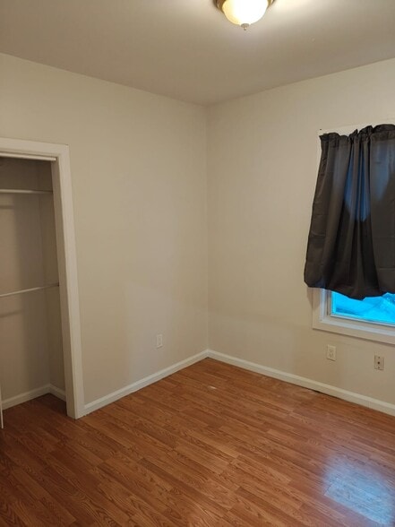 Building Photo - 234 E 9th Ave