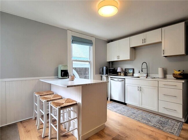 Building Photo - 22 Annandale Rd