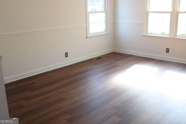 Building Photo - 276 Greentree Pkwy