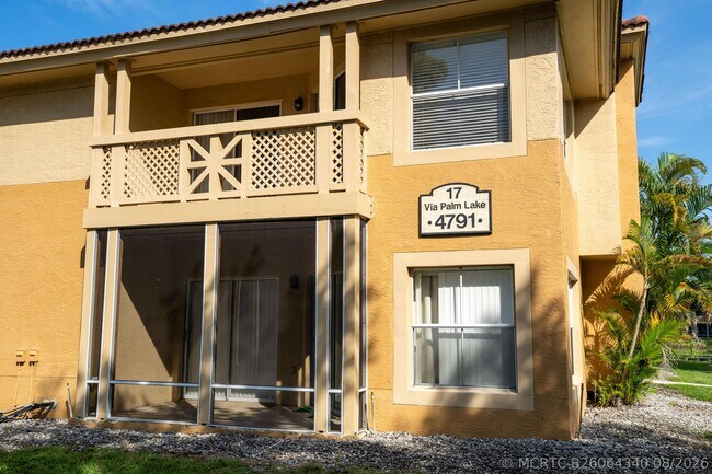 Building Photo - 4791 Via Palm Lakes