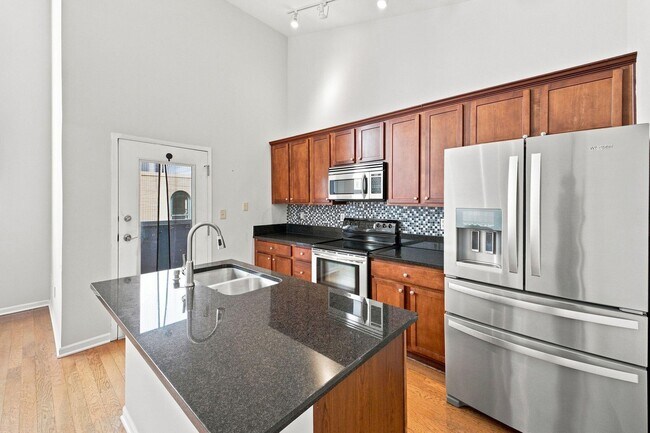 Building Photo - 160 N Wall St