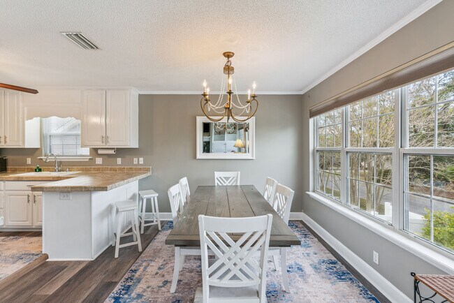 Building Photo - 111 Thompson Cove Rd