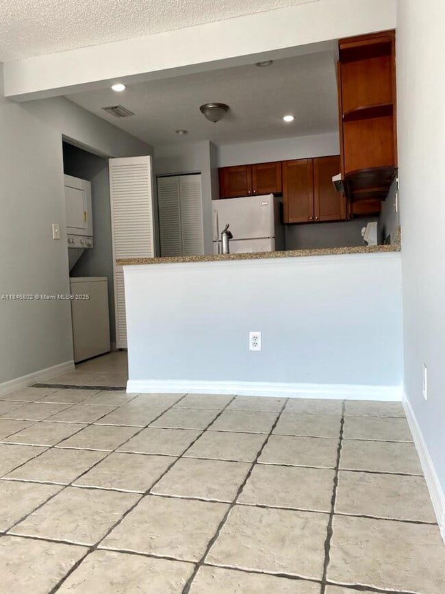 Building Photo - 15617 SW 86th Terrace